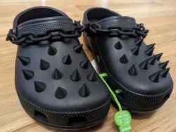 Crocs Spike jibbitz