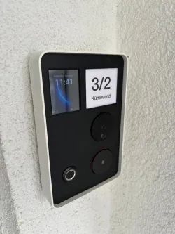 ESPHome-Doorbell using Aqara G4 inside the case enriched with a Grow R503 fingerprint sensor and 2.8 ILI9341 display