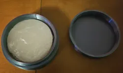 Hockey Wax Screwtop Container