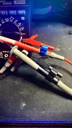 Meter Probe Clamp Clip