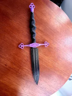 Quillion Dagger