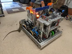 7561 Infinite Rechearge Competition Robot