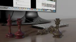 Chess Piece: King & Queen