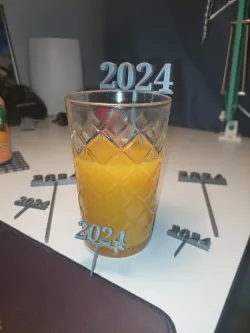 2024 New Years Eve party Food & Drink Pick / Stick