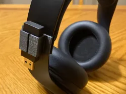 Clip-on Dongle Holder for Sony PULSE 3D Headphones