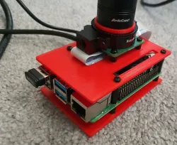 Pi3 Pi4 Pi5 Simple Stand-off Case