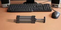 Pneumatic cylinder