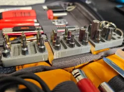 Bit Holder for VANQUEST EDCM-Husky 2.0 Maximizer