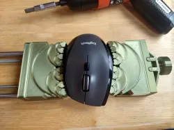 Fractal Vise