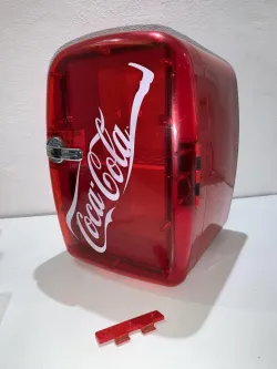 Coca Cola minifridge hinge replacement