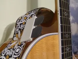 Guitar Pick Strap Holder
