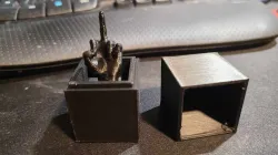 Middle Finger Ring/Gift Box no hinge
