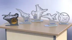 Flat aircraft figurines
