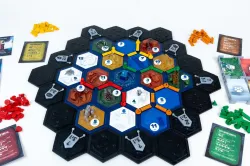 Catan : Earths Unravelled Fate (Doctor Who Themed Catan)