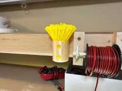 Ziptie container