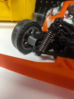 Carisma GT24B Steering Knuckle and Steering Link
