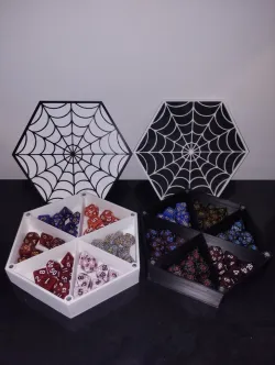 Magnetic Web Dice Box