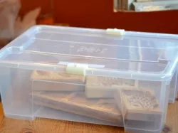 IKEA Samla Locking Clip with opening direction sign