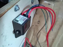 Mount for Yandina battery combiner