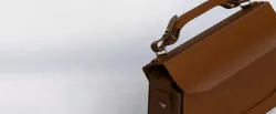 Slim Strap Leather bag