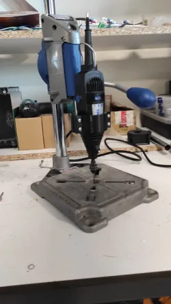 Dremel 220 stand to Dremel 200