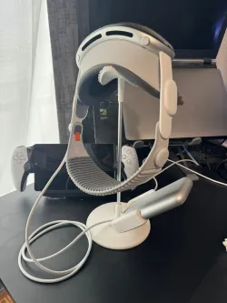 Apple Vision Pro Battery Dock