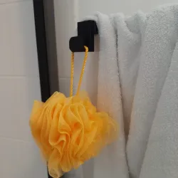 Bath screen hook / Crochet pare-baignoire