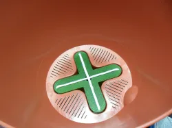 Bottom water riser for wick system