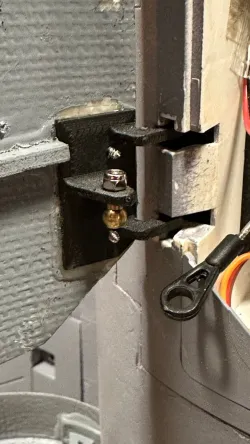 Freewing 90mm F-16 Nose Gear Door Hinges