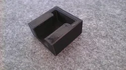 Googl pixel watch strap holder