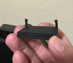 Logitech Brio Riser/Angle Adjustment