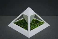 Planter of the Ancient Egyptian Pyramid