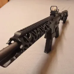 Airsoft M4 Handguard Grip Rail