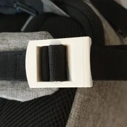 Backpack clamping buckle