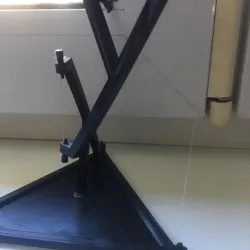 Impossible table pins.