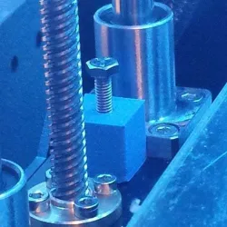 Makergear M2 Z-screw reinforcement