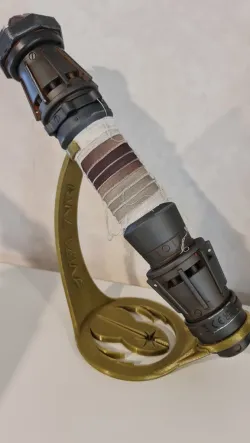 Rey Lightsaber Stand