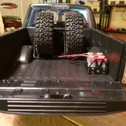 Scalemonkey - Tirecarrier and Prerunner Bumper for JDM or RC4WD Hero Desert Runner JD Models