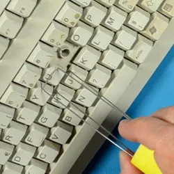 Keycap Puller - Extractor for keyboard keys