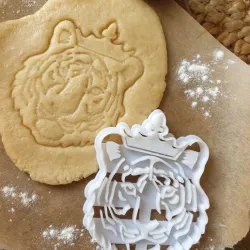 Tiger King Cookie Cutter - Tiger with Crown