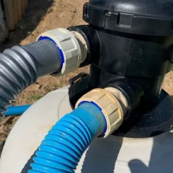 clip holder for swimming pool hose connection
