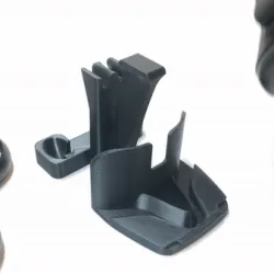 Oculus Quest stand with carrying handle for easy relocation