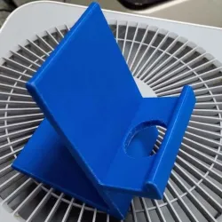 A phone stand 4c