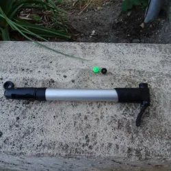 Bicycle pump adapter