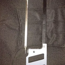 Handle for hacksaw
