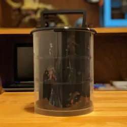 Miniature and Dice Storage / Travel Display for 10 to 35mm Tabletop Miniatures (Holds up to 21 minis and one set of dice)