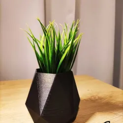 Poly Vase