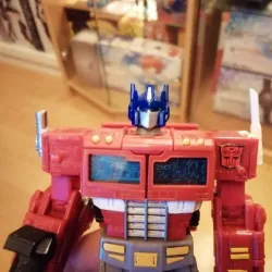 Transformers WFC Siege Optimus Prime smoke stacks