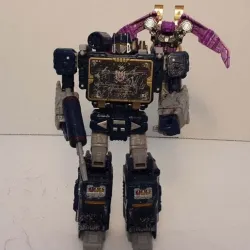 Transformers WFC Siege Ratbat Back booster remix