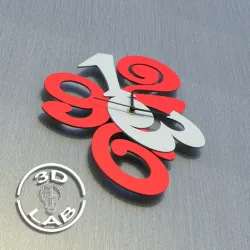 Wall clock with a modern design
